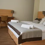 Klebelsberg Kastely 4* بودابست
