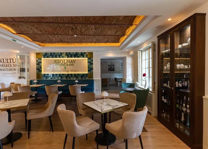 Klebelsberg Kastely 4* 布达佩斯