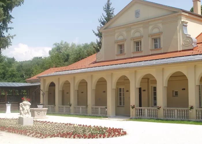 Klebelsberg Kastely 酒店 4*