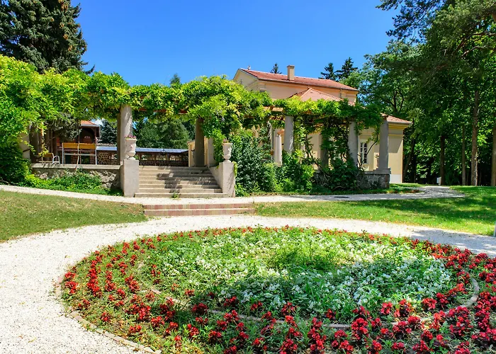 Klebelsberg Kastély 4* Budapest