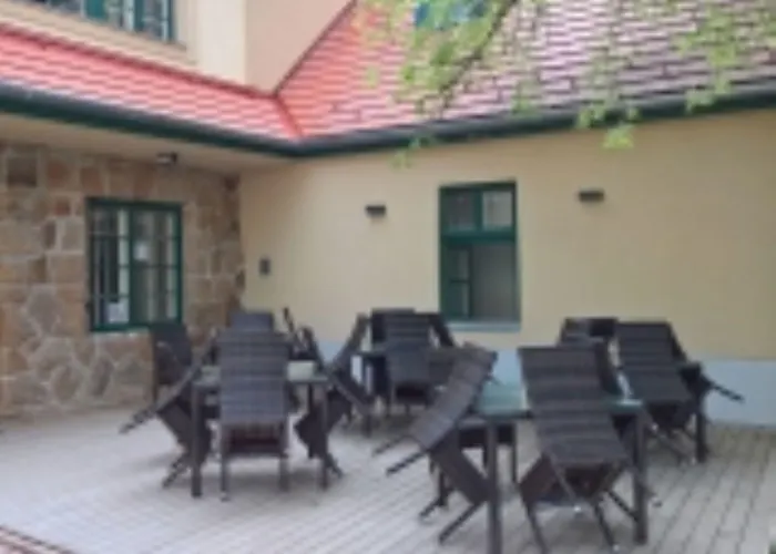 Klebelsberg Kastely 호텔 4*