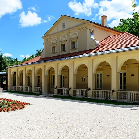 Klebelsberg Kastely 4*